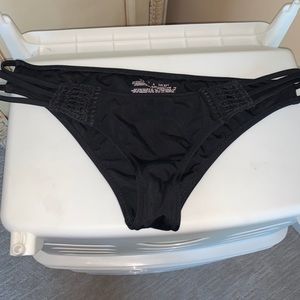 Bikini bottoms